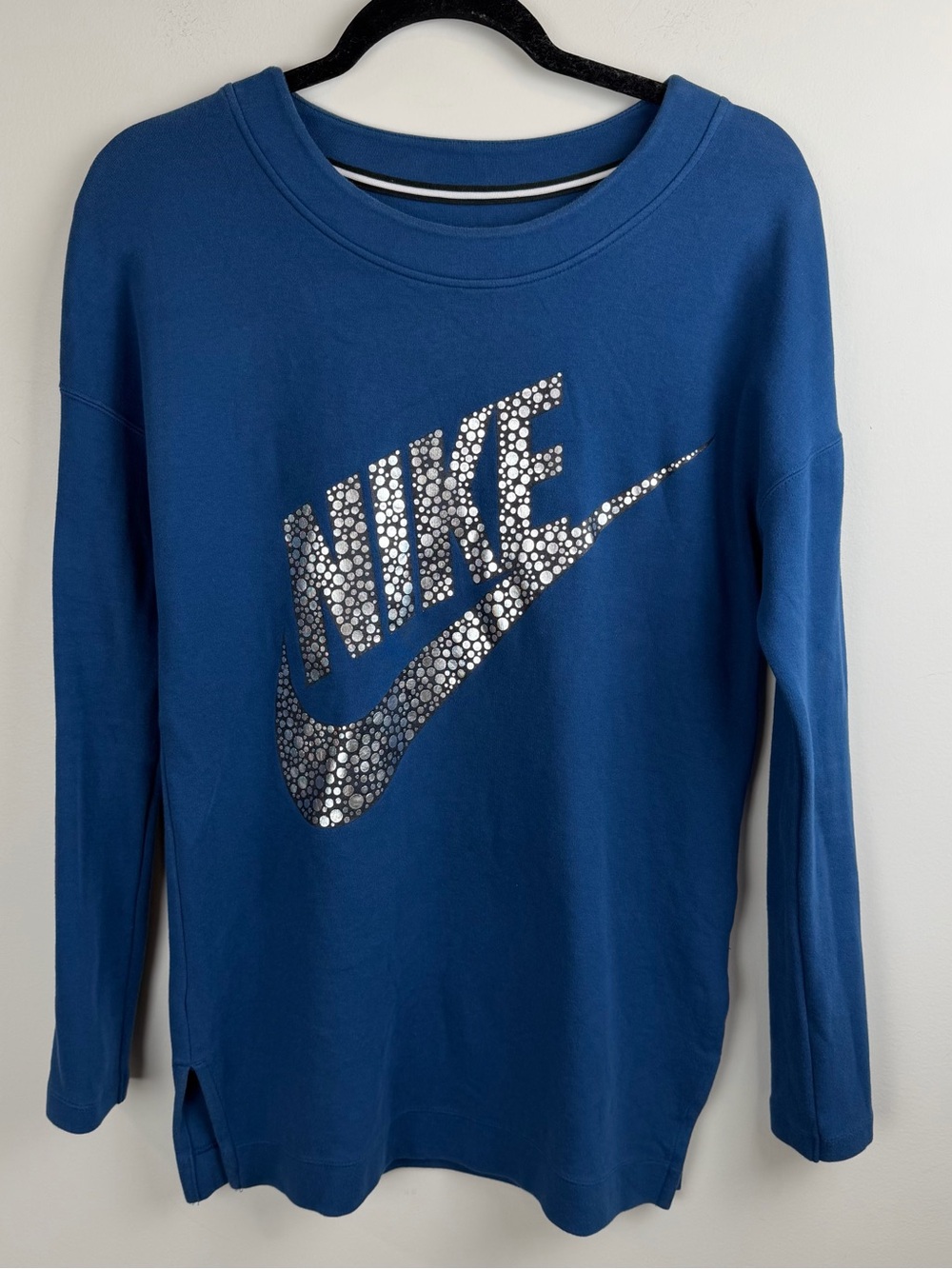 Nike Women’s Blue Long Sleeve Tunic Metallic Logo Oversized Shirt Pullover Sz XS